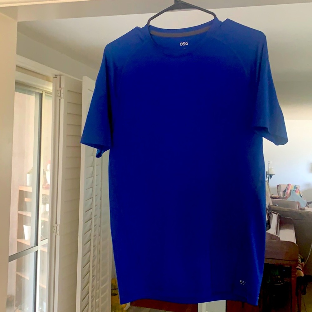 Men’s training shirt